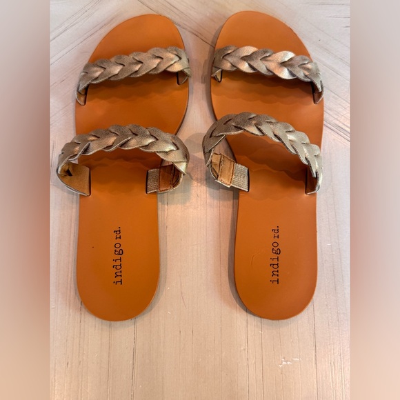 Indigo Rd. Women’s Gold Plum Sandals – Size 8 - Picture 6 of 15